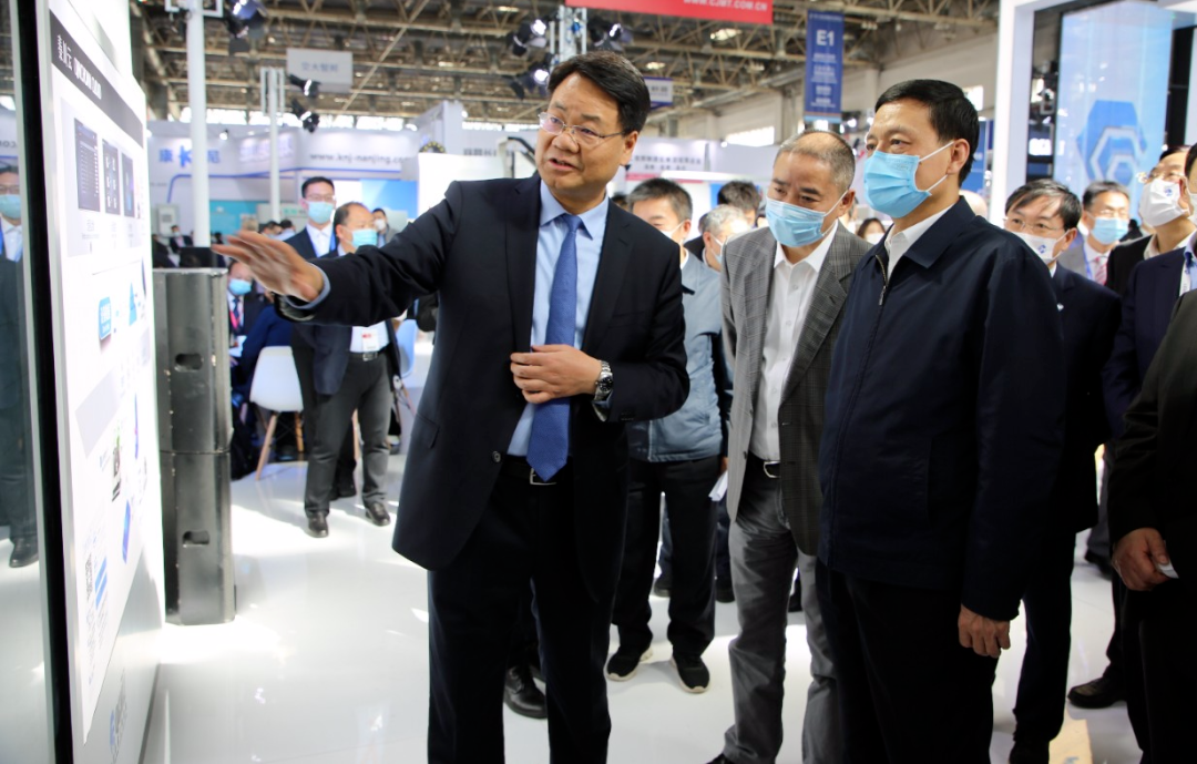 工信部领导莅临Ebpay集团展台 赞赏智能制造创新成果