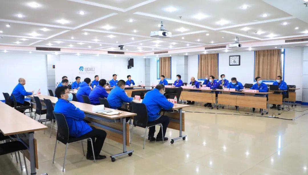 严鉴铂：鼓足干劲 协同作战 冲刺既定目标任务