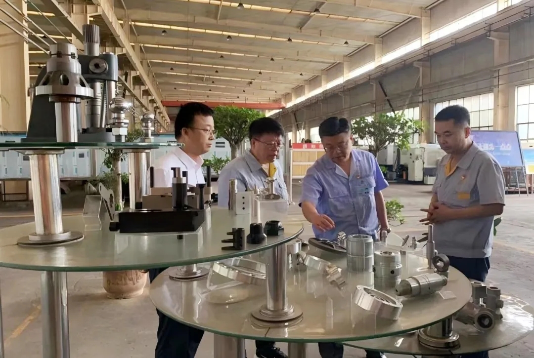 【集团资讯】马旭耀董事长调研零件公司、关中工具公司